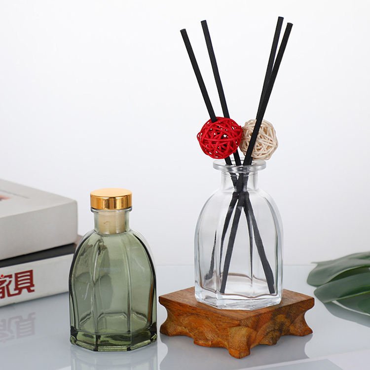 Colored Diffuser Glass Bottle (3)