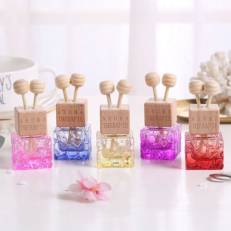 Square Car Hanging Perfume Bottle Glass (6)